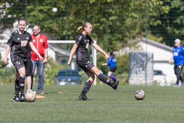 Bild 26 - wBJ SV Henstedt Ulzburg - TuS Rotenhof : Ergebnis: 12:0